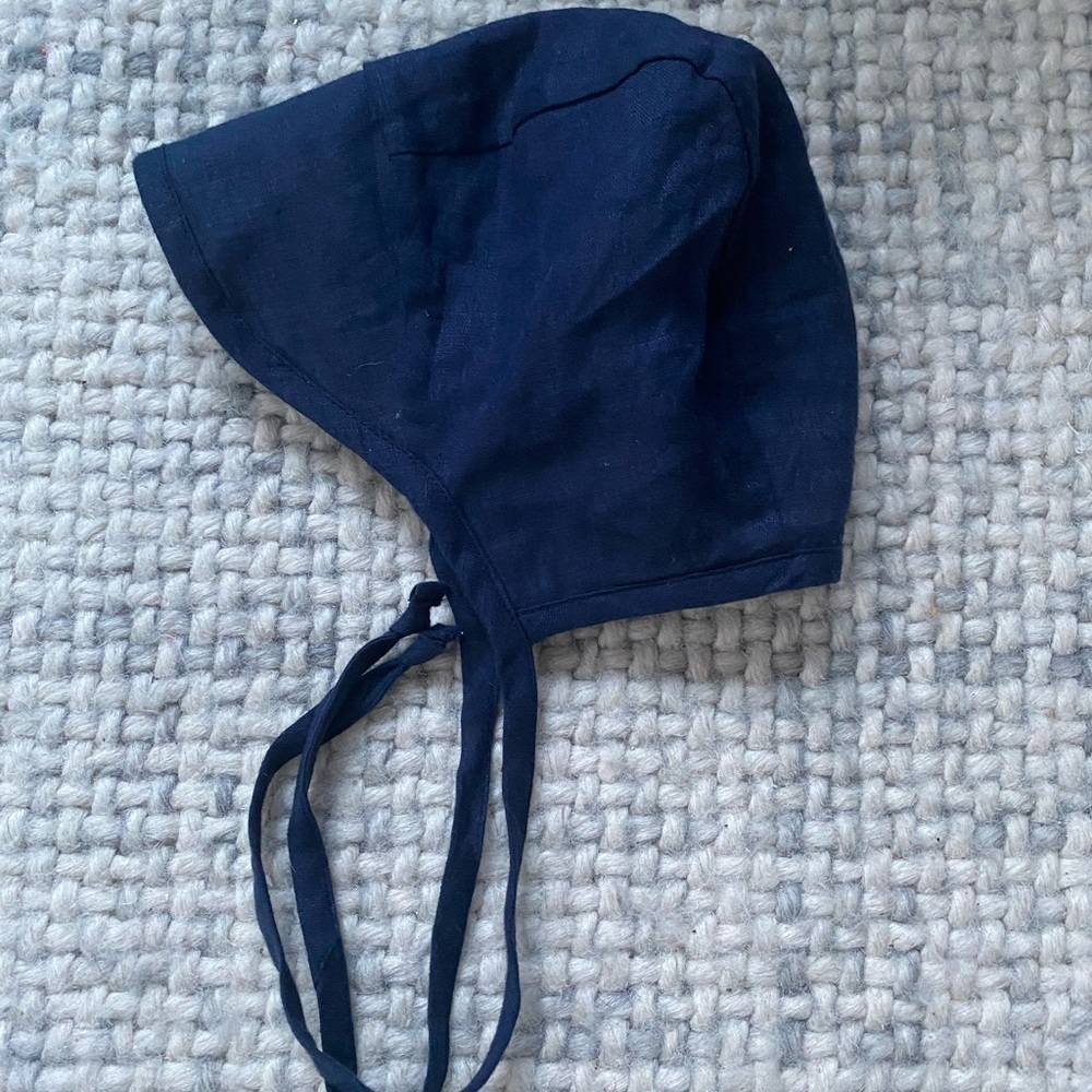 Briar Brimmed Bonnet in Navy NWOT